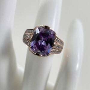 Sterling Silver 925 Elegant Purple Ring with Intricate Design